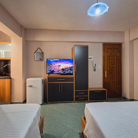 Barca Rooms Saranda Kültér fotó