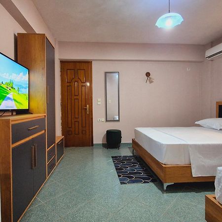 Barca Rooms Saranda Kültér fotó