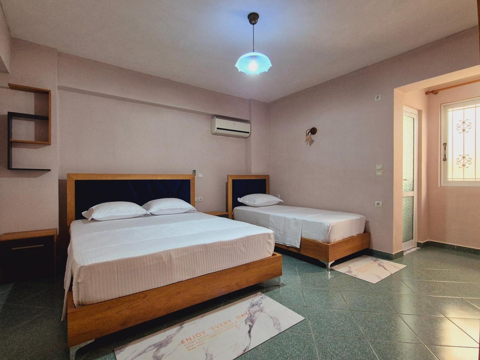Barca Rooms Saranda Kültér fotó