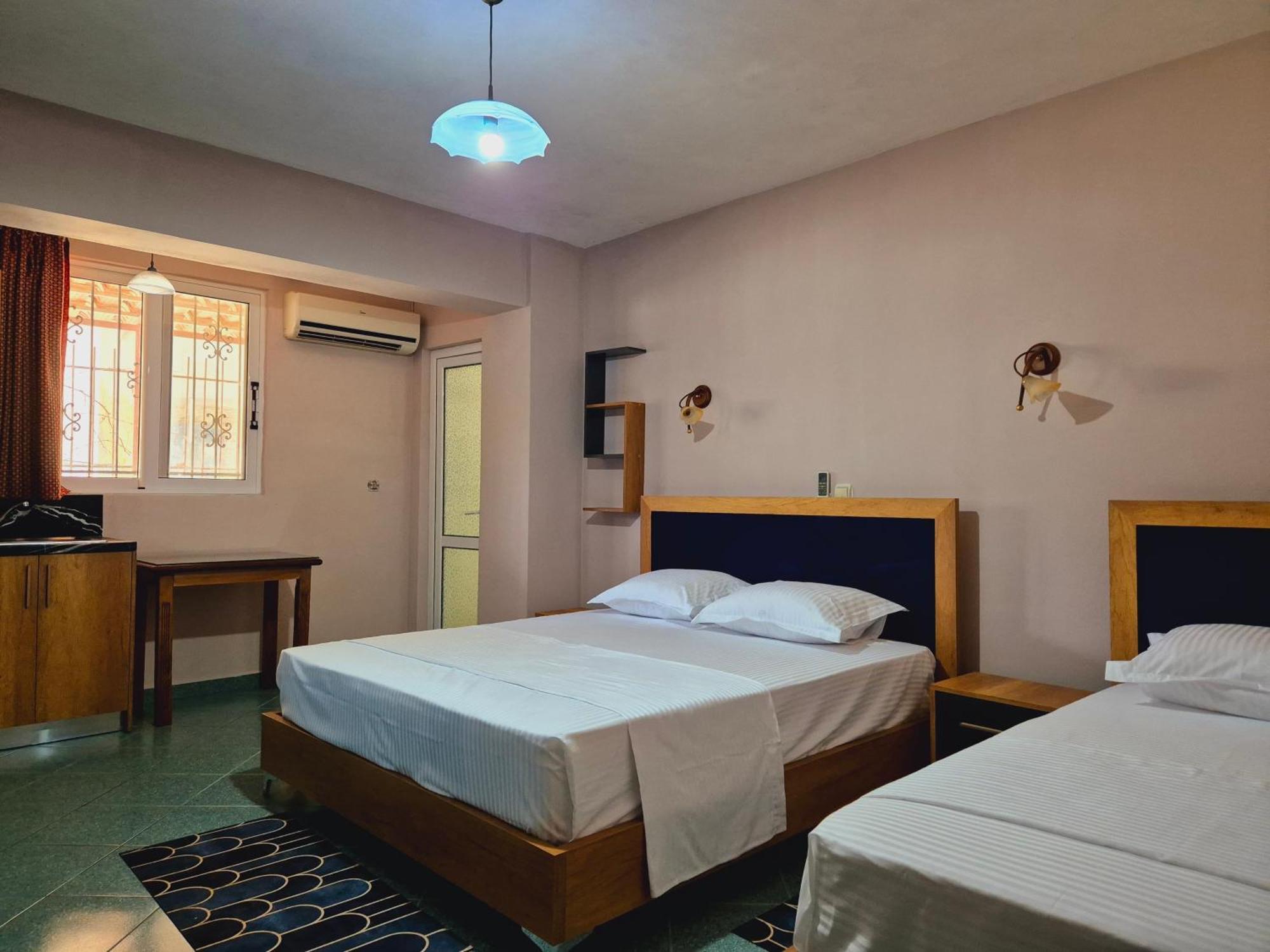 Barca Rooms Saranda Kültér fotó