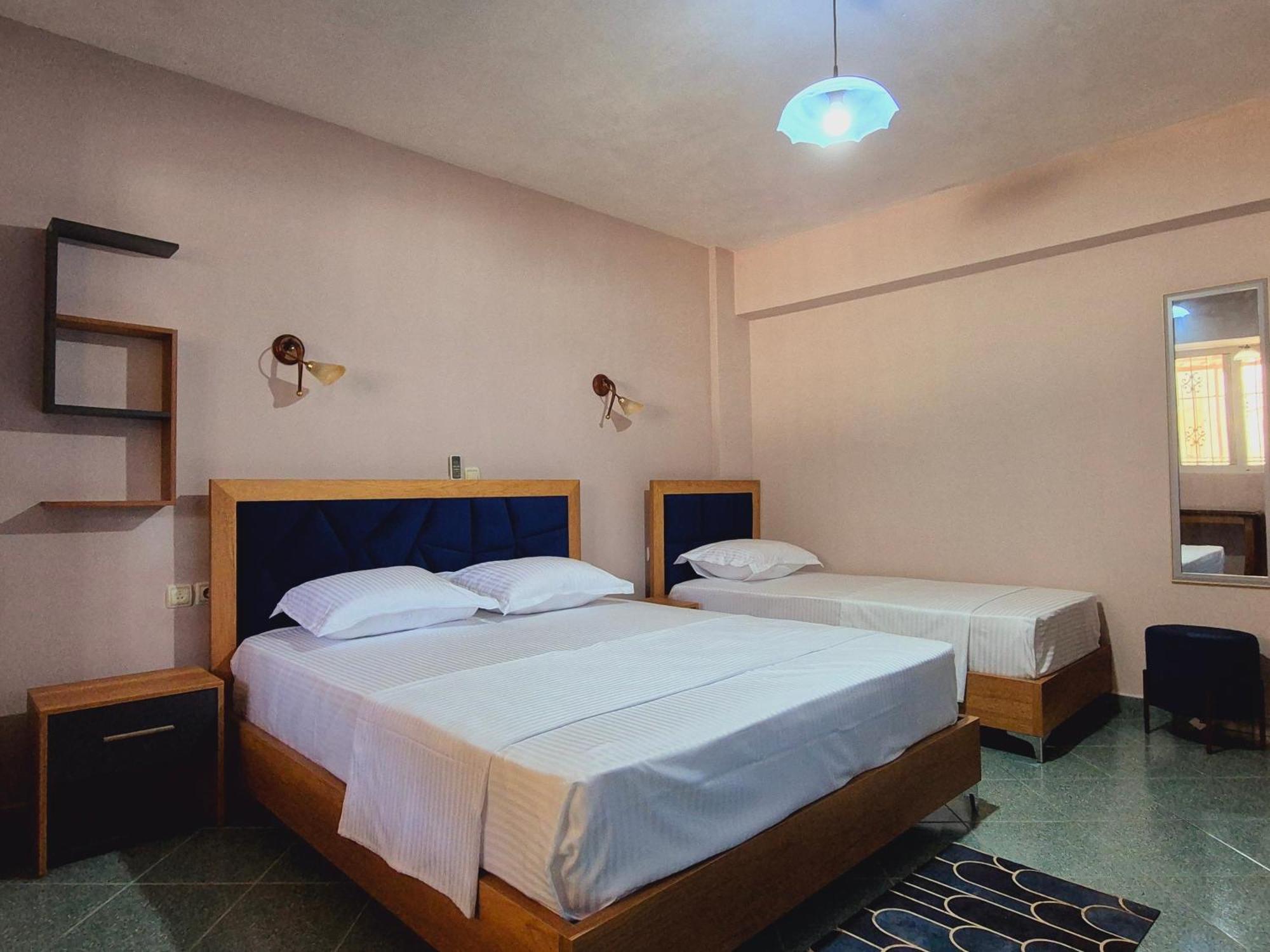 Barca Rooms Saranda Kültér fotó