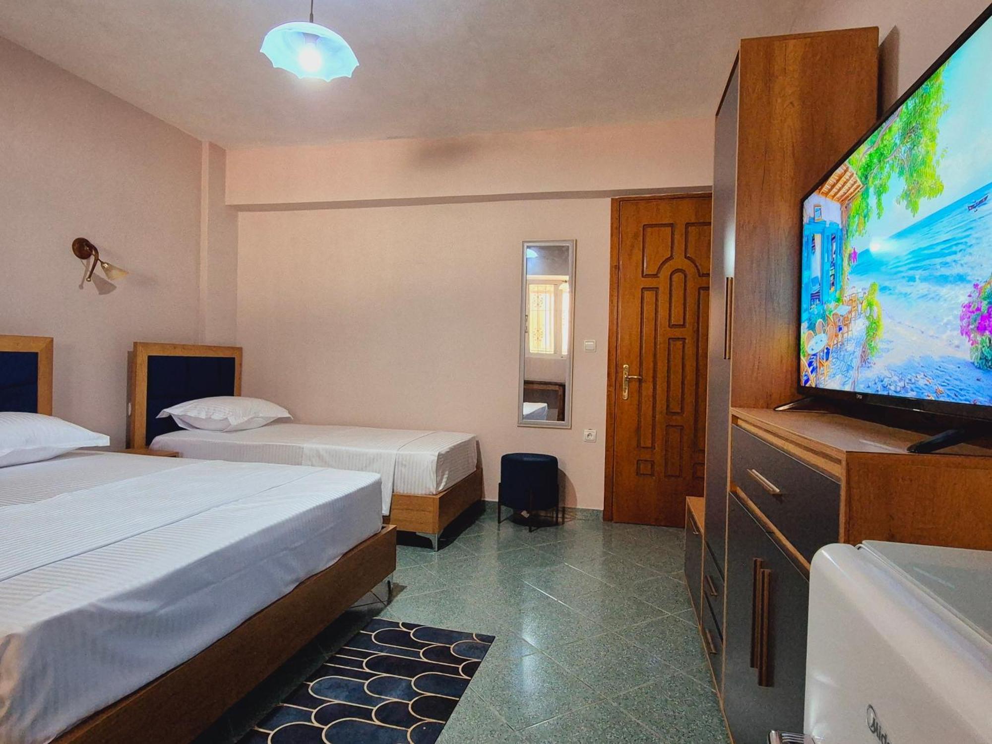 Barca Rooms Saranda Kültér fotó